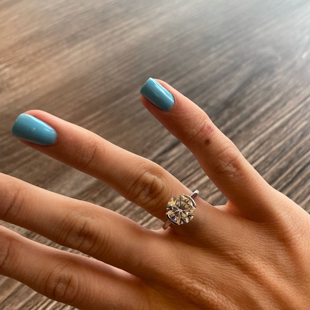 3 carat half bezel moissanite diamond engagement ring - Picture 11 of 12